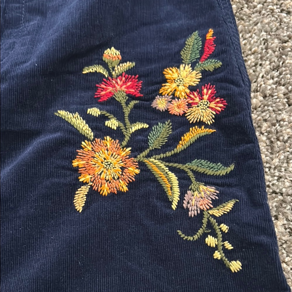 Mossimo Floral Embroidered Navy Skirt - size 2 - Picture 3 of 6